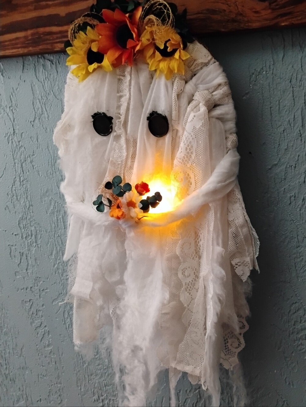 Upcycled Handmade ghost wall hanging/Spooky Cute/Autumn/Halloween/2ft Tall
